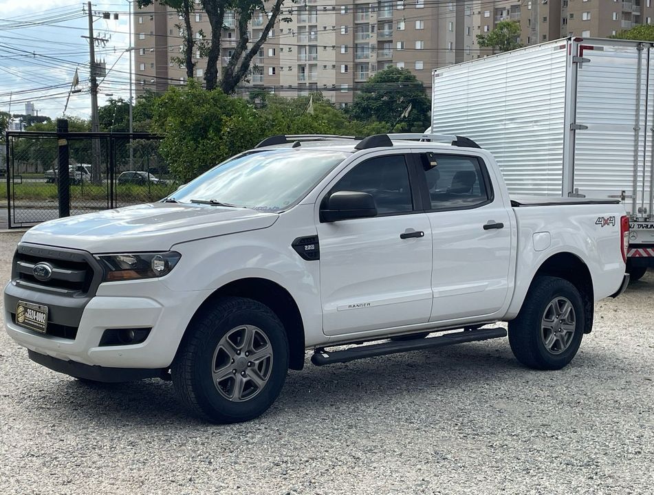 Ford Ranger XLS 2.2 4x4 CD Diesel Aut.