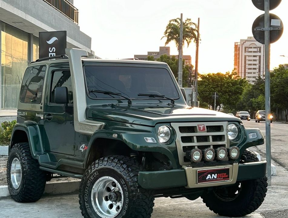 Troller T-4 4x4 3.0 TB Int. Cap. Rígida Diesel