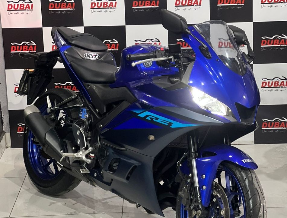 YAMAHA YZF R-3 321/ABS