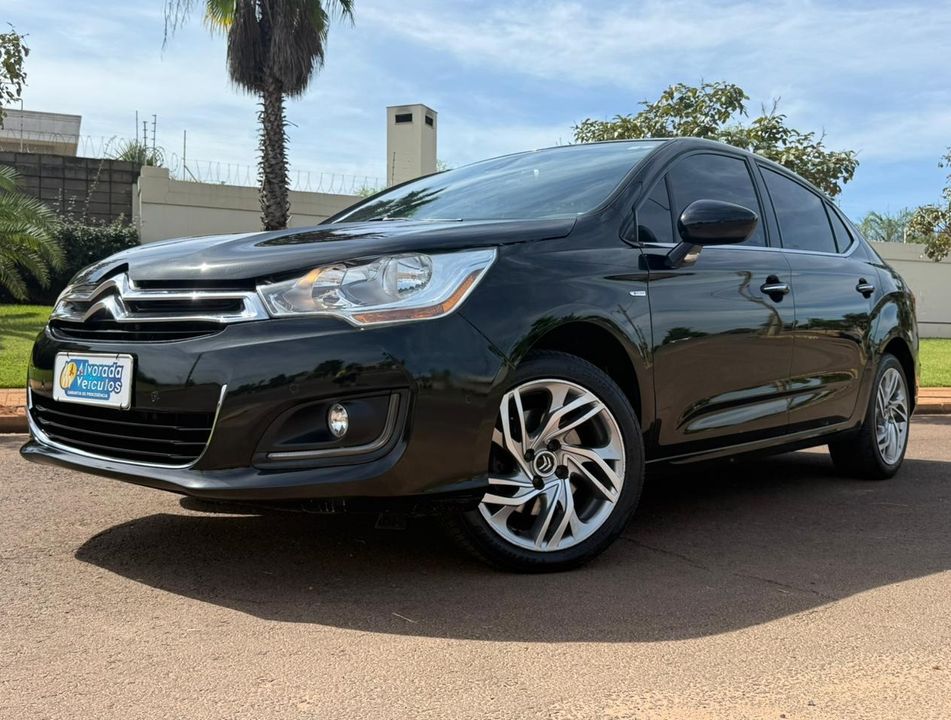 Citroën C4 LOUNGE Exclusive 1.6 Turbo 4p Aut.