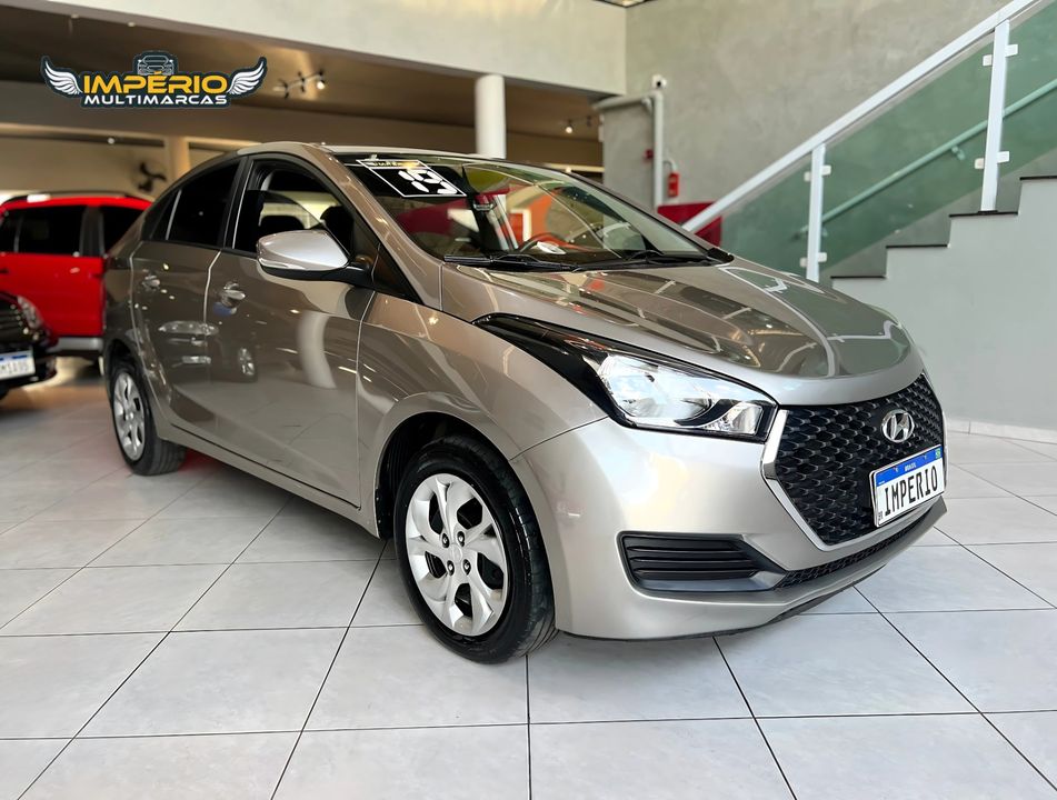 HYUNDAI 1.6 COMFORT PLUS 16V FLEX 4P AUTOMÁTICO