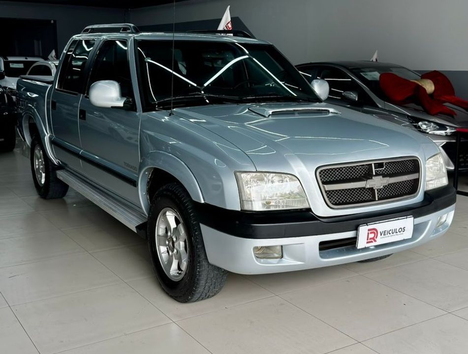 Chevrolet S10 P-Up Tornado 2.8 TDI 4x2/4x4 CD Dies