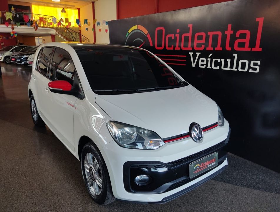 VolksWagen up! move 1.0 TSI Total Flex 12V 5p