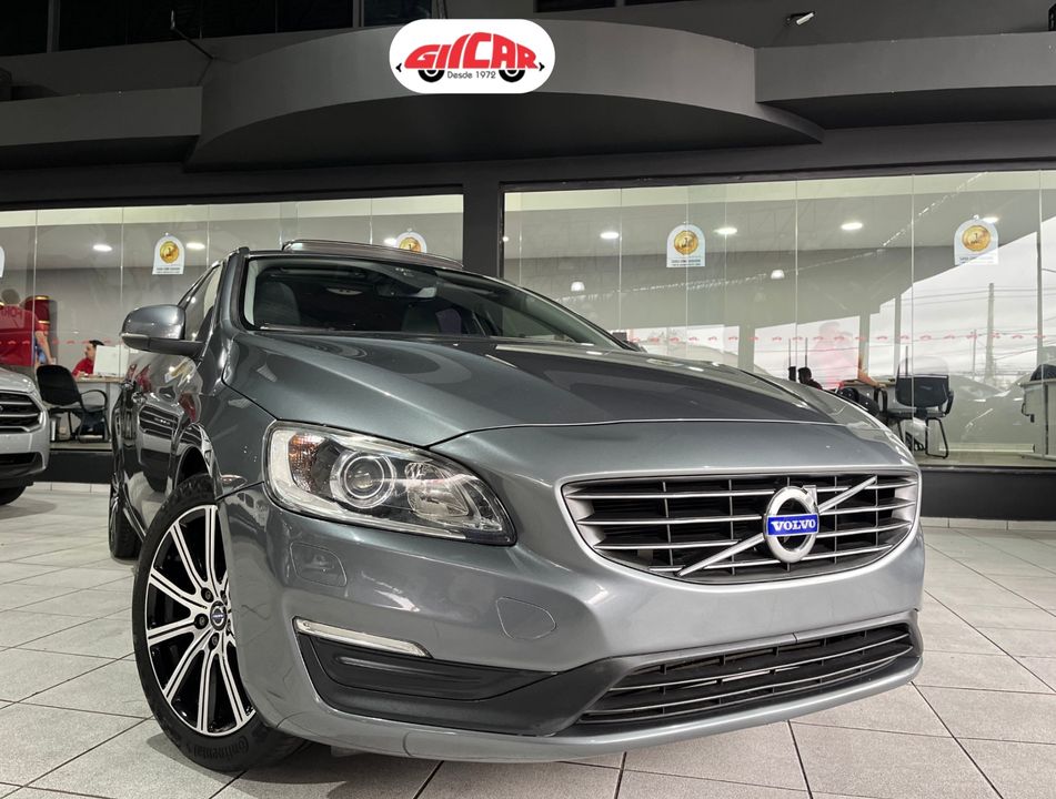 Volvo V60 T-5 MOMENTUM 2.0  5p