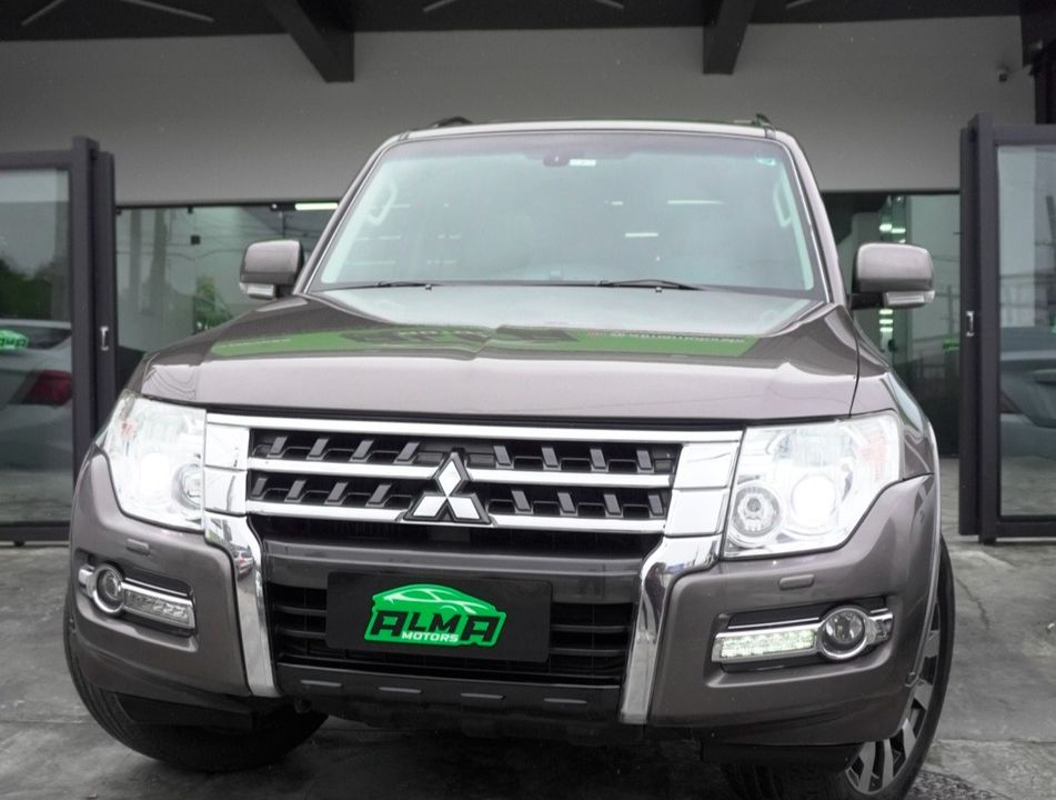 Mitsubishi Pajero HPE Full 3.2 4x4 T.I.Dies. 5p Aut