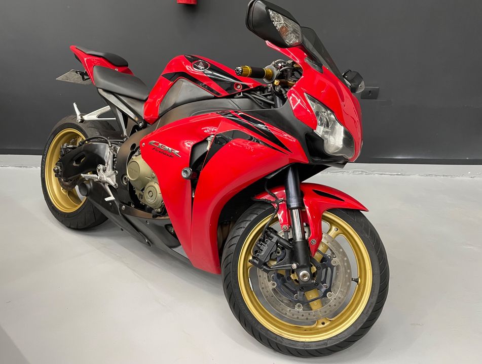 HONDA CBR 1000 RR Fireblade