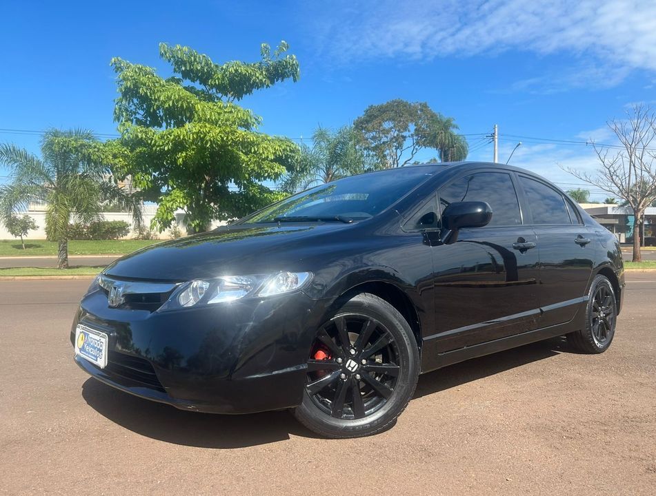 Honda Civic Sedan LXS 1.8/1.8 Flex 16V Aut. 4p