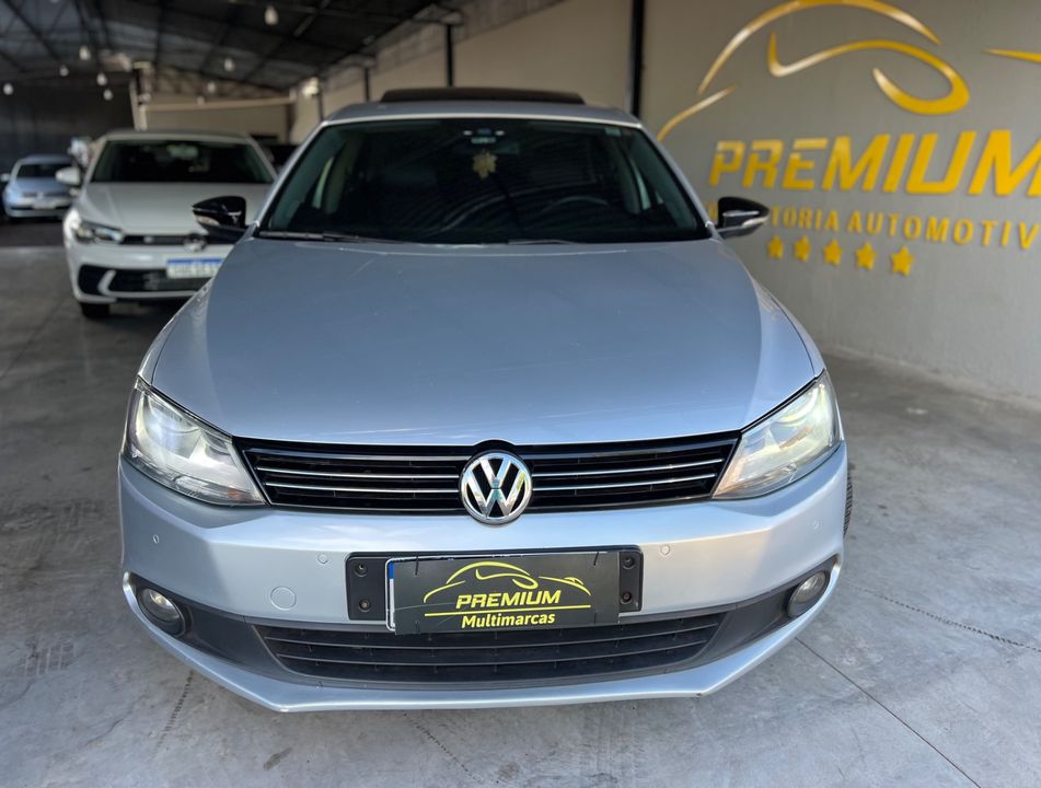 VolksWagen JETTA Comfortline 2.0 T.Flex 8V 4p Tipt.