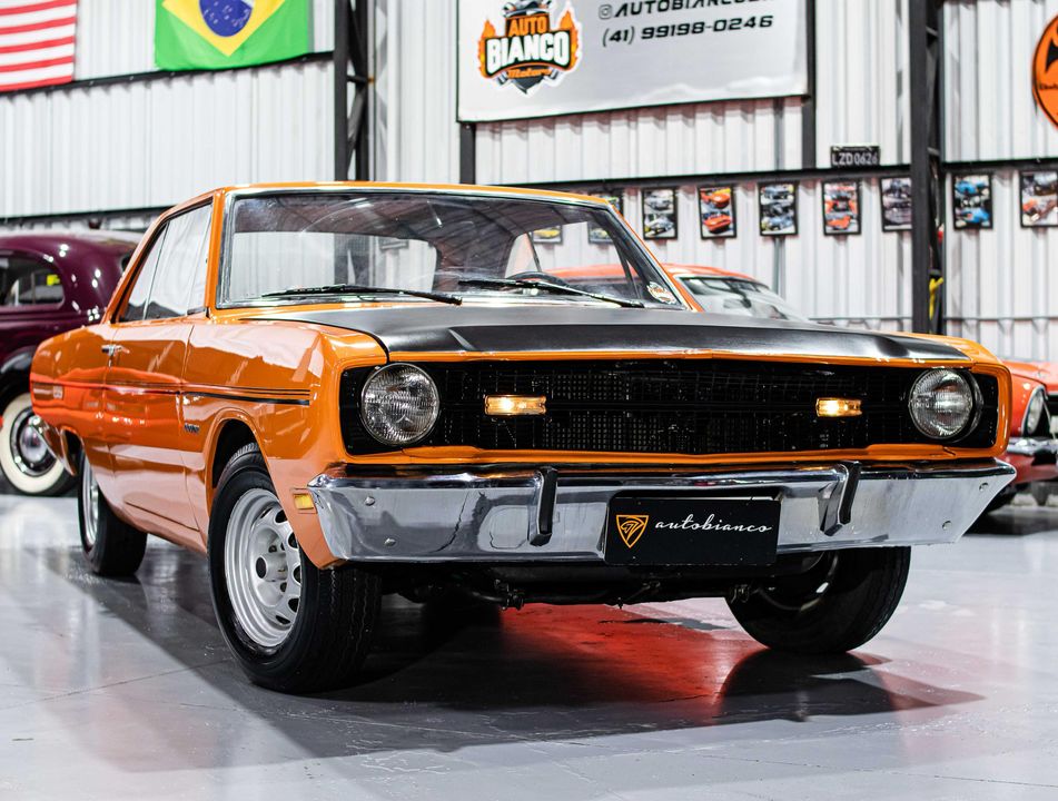 Dodge SE