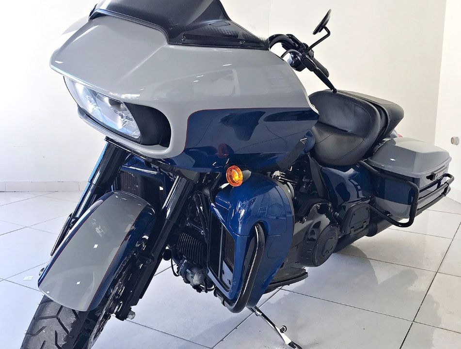 Harley ROAD GLIDE LIMITED FLTRK
