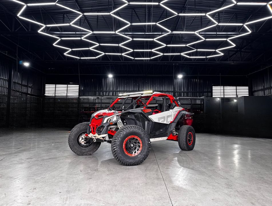 BRP CAN AM MAVERICK X3 XRC