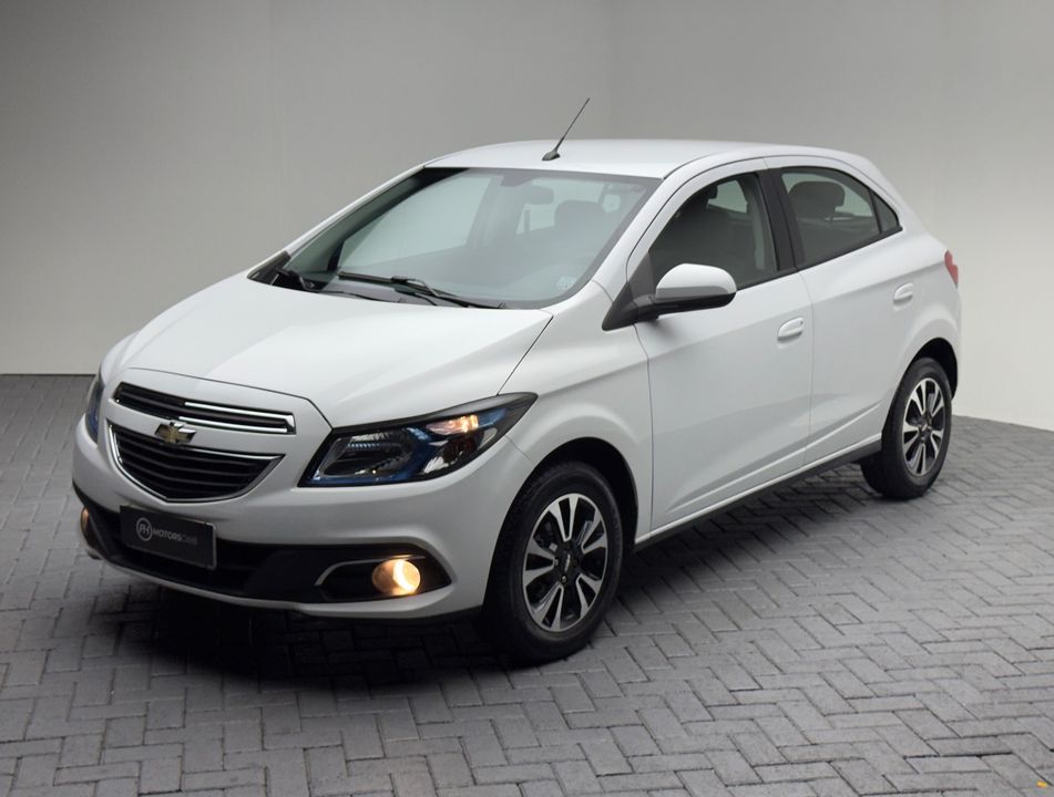 Chevrolet ONIX HATCH LTZ 1.4 8V FlexPower 5p Mec.