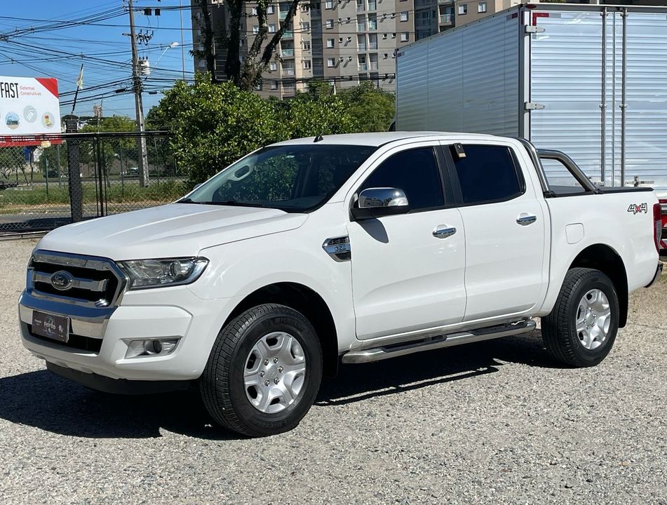 Ford Ranger XLT 3.2 20V 4x4 CD Diesel Aut.