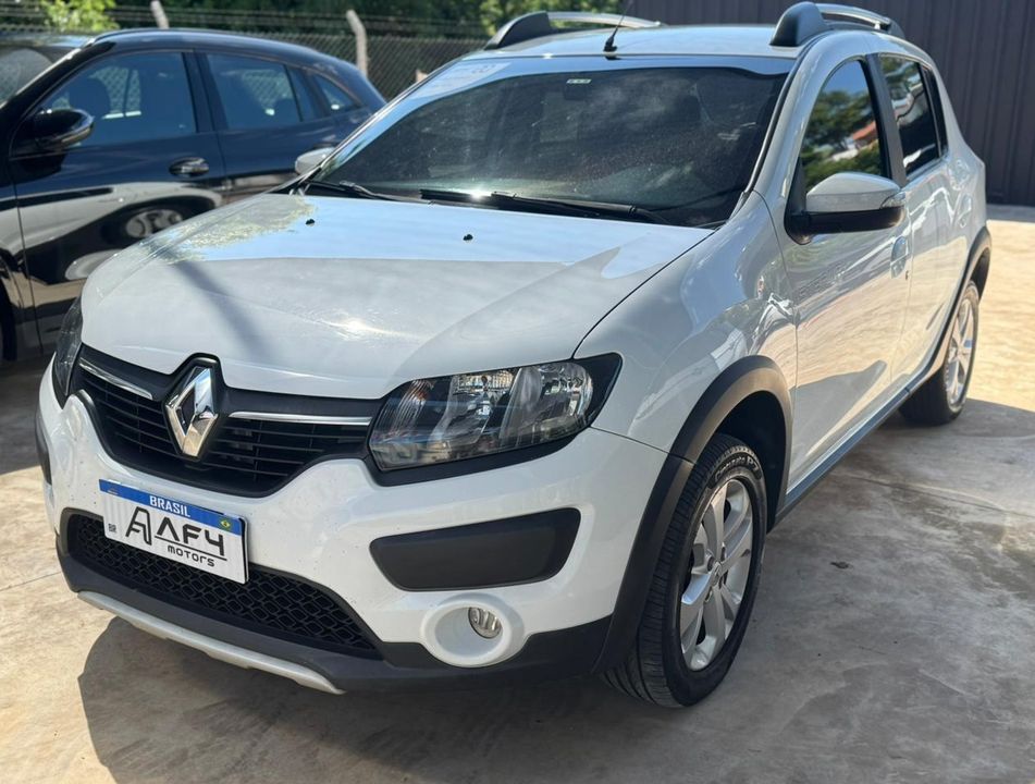 Renault SANDERO STEPWAY Dynamiq. Flex 1.6 16V 5p