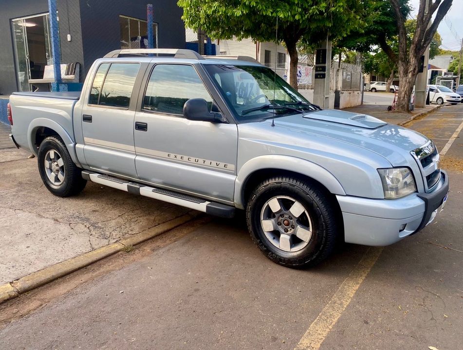 Chevrolet S10 Pick-Up RODEIO 2.4 MPFI F.Power CD