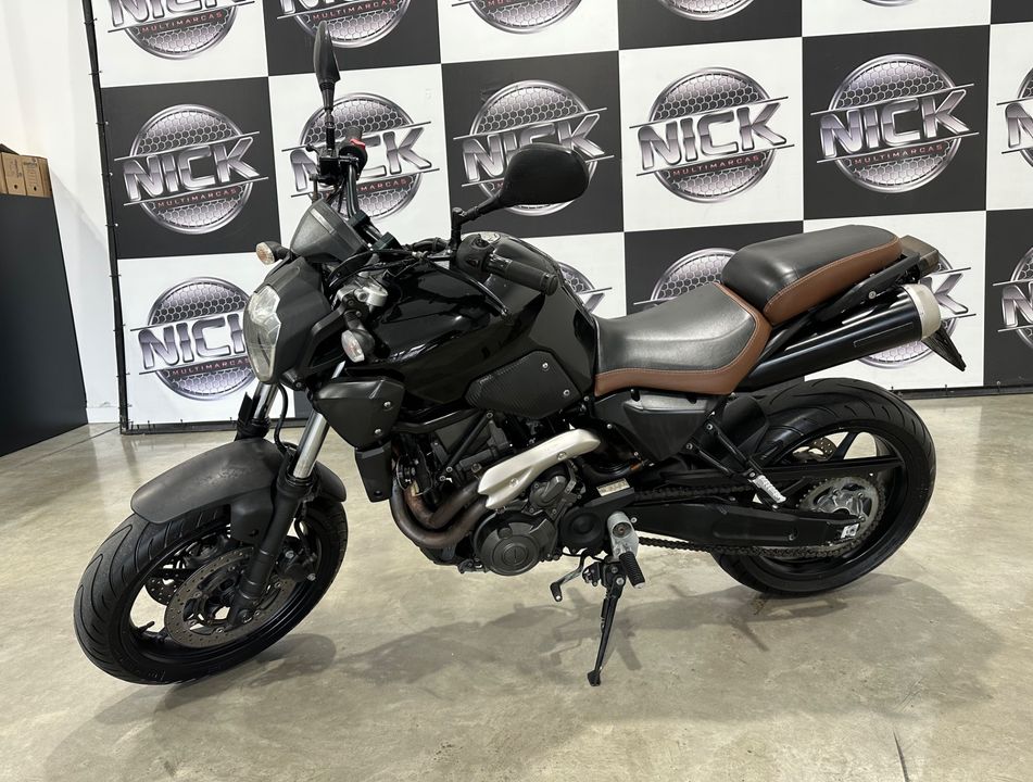 YAMAHA MT-03 660cc
