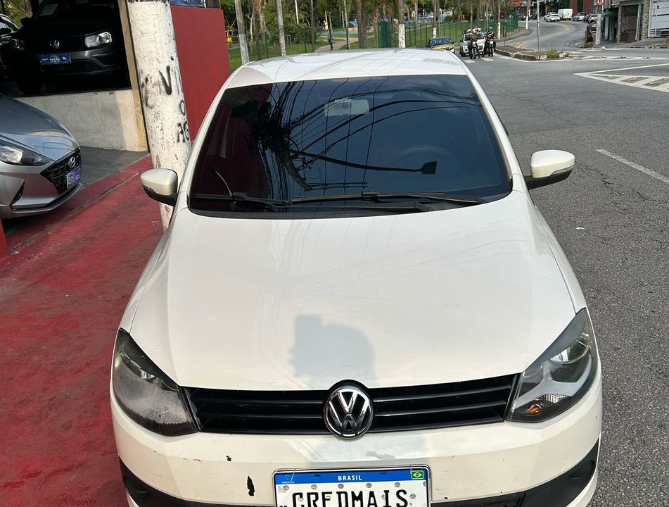 VolksWagen Fox 1.6 Mi Total Flex 8V 5p