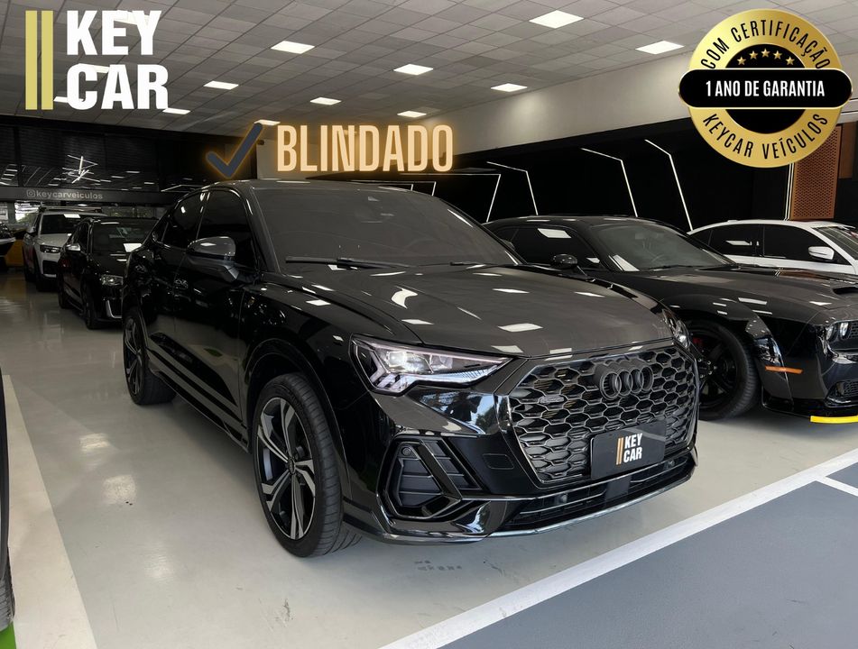 Audi Q3 SPB Perf. Black 2.0 TFSI Tipt. Quat.