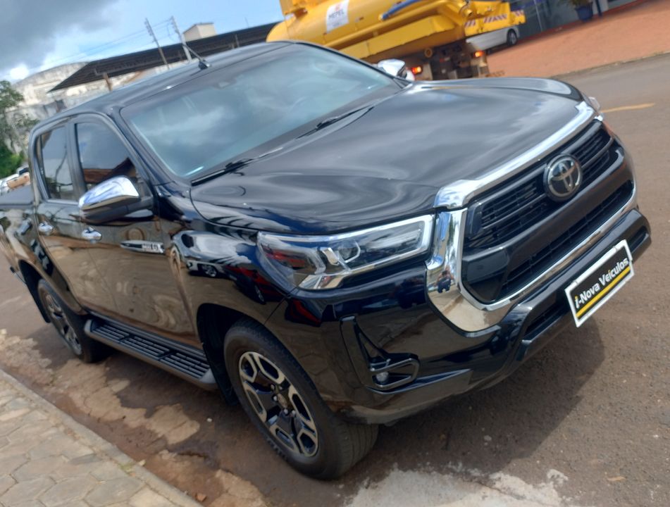 Toyota Hilux CD SRX 4x4 2.8 TDI 16V Diesel Aut.