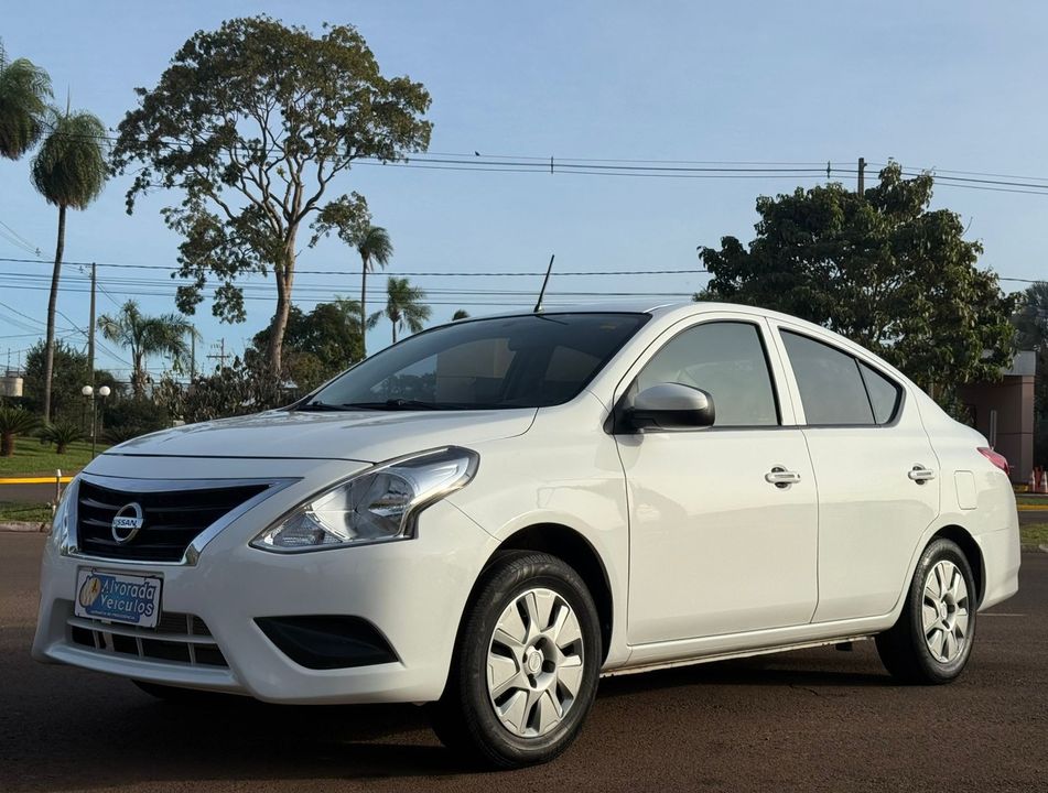 Nissan VERSA 1.0 12V FlexStart 4p Mec.