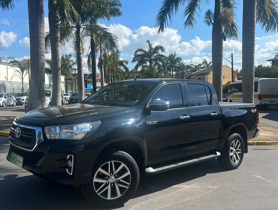 Toyota Hilux CD SRV 4x4 2.8 TDI Diesel Aut.