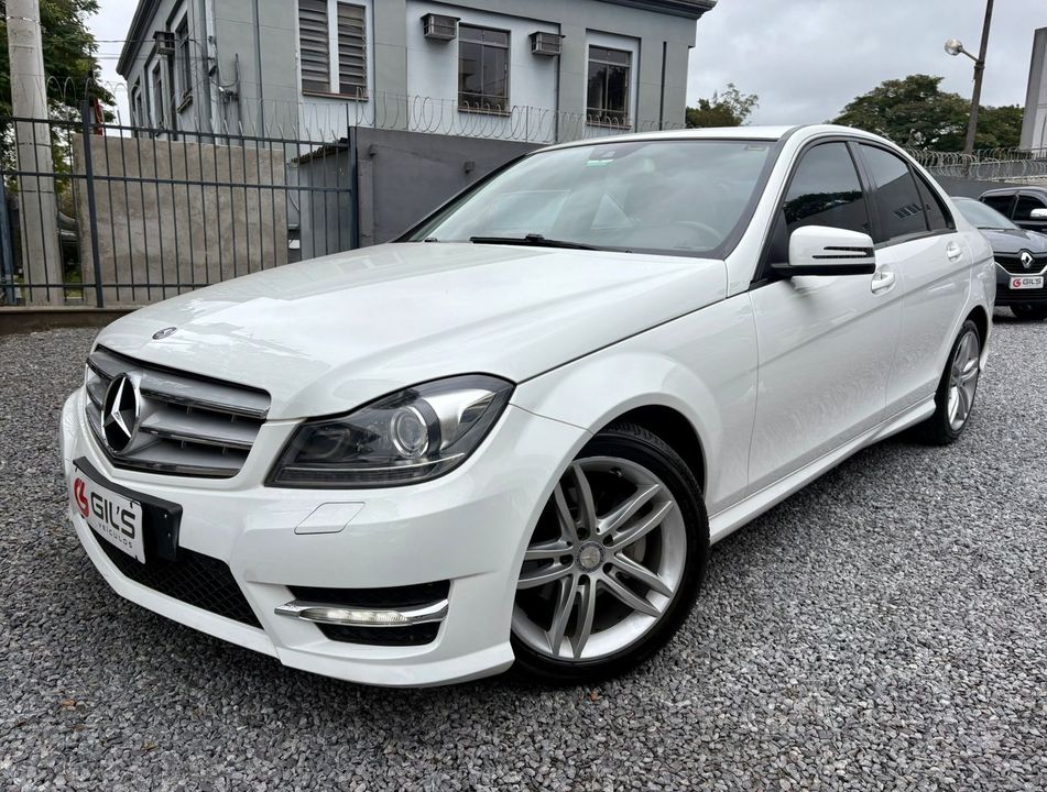Mercedes C-180 CGI Sport 1.6 TB 16V 156cv Aut.