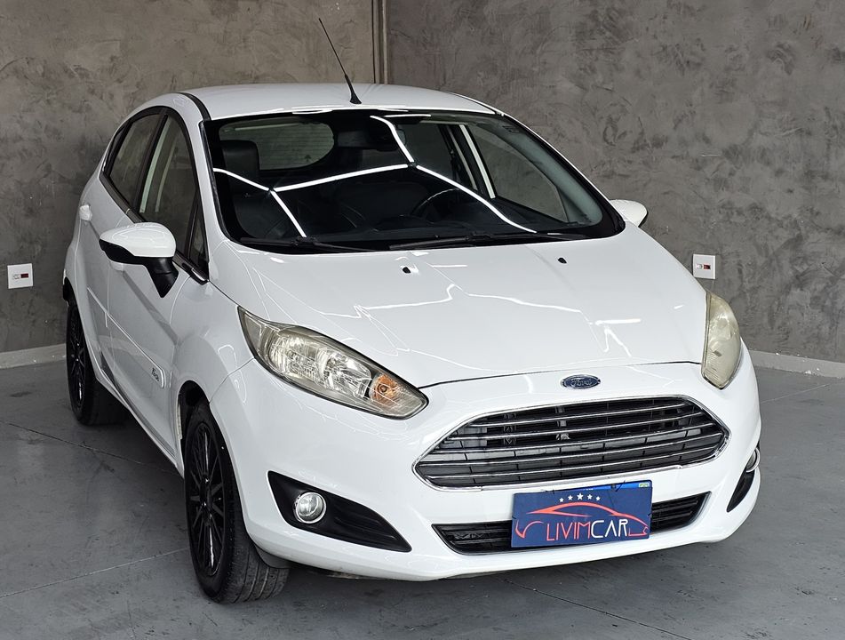 FORD 1.6 TITANIUM HATCH 16V FLEX 4P POWERSHIFT