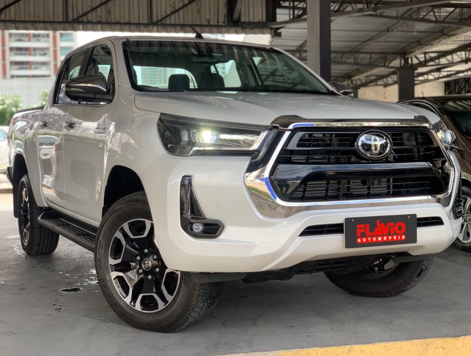 Toyota Hilux CD SRX 4x4 2.8 TDI 16V Diesel Aut.