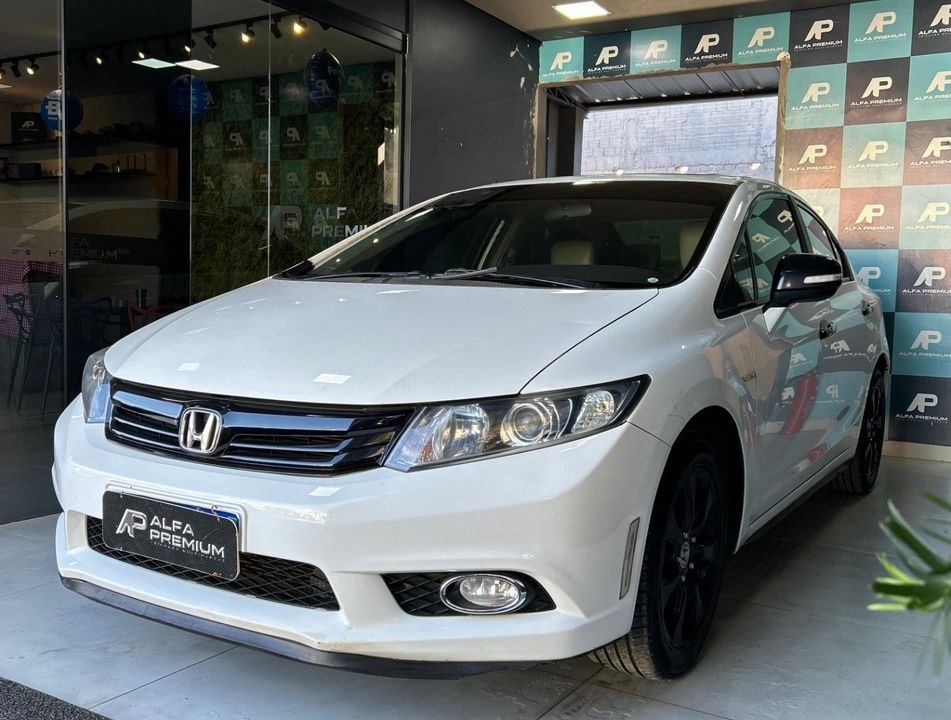 Honda Civic Sedan EXS 1.8/1.8 Flex 16V Aut. 4p