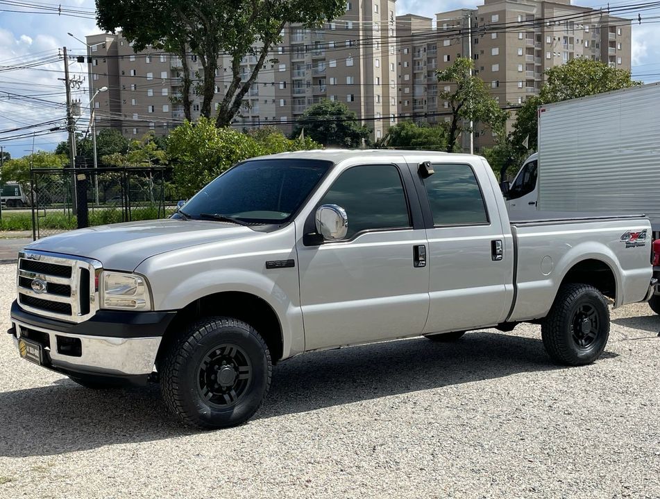 Ford F-250 XLT 3.9 4x4 CD TB Diesel