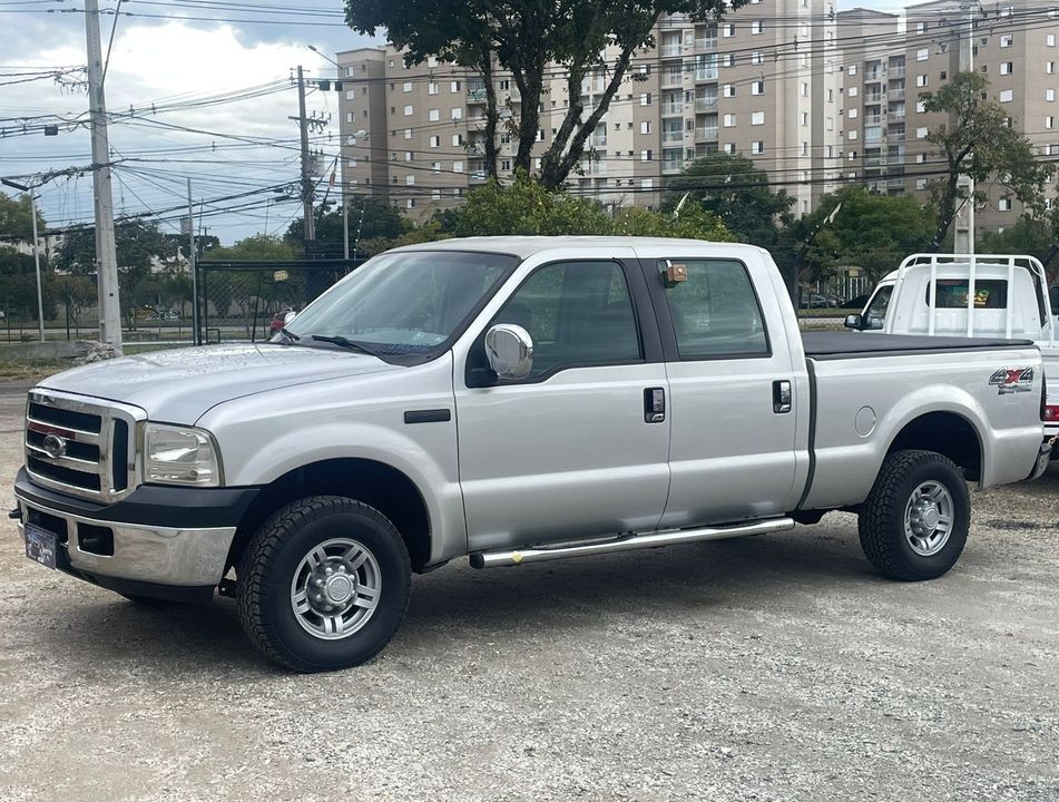 Ford F-250 XLT 3.9 4x4 CD TB Diesel