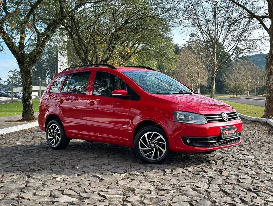 VolksWagen SPACEFOX 1.6/ 1.6 Trend Total Flex 8V 5p