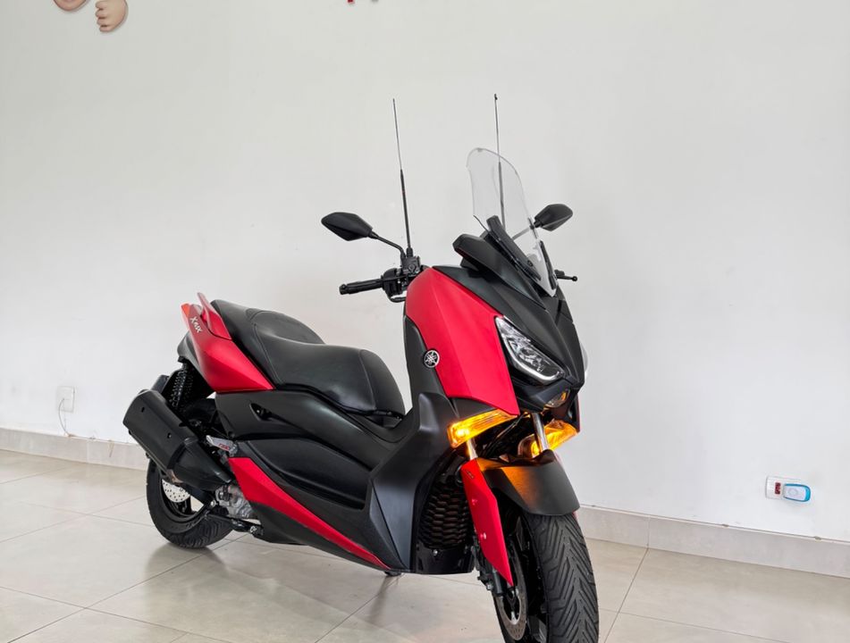 YAMAHA XMAX 250 ABS