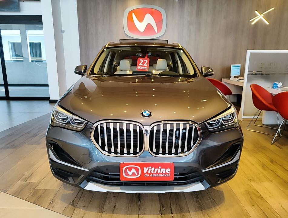 BMW X1 SDRIVE 20i X-Line 2.0 TB Active Flex