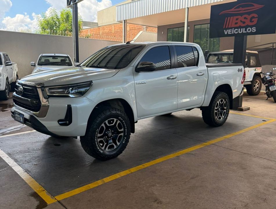 Toyota Hilux CD SRX 4x4 2.8 TDI 16V Diesel Aut.