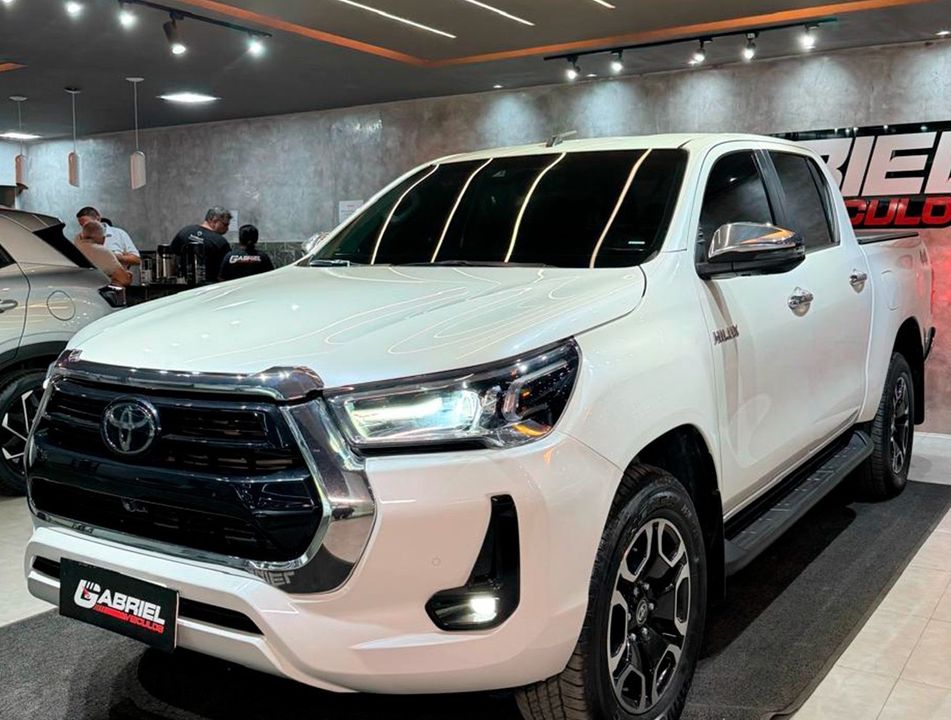 Toyota Hilux CD SRX 4x4 2.8 TDI 16V Diesel Aut.