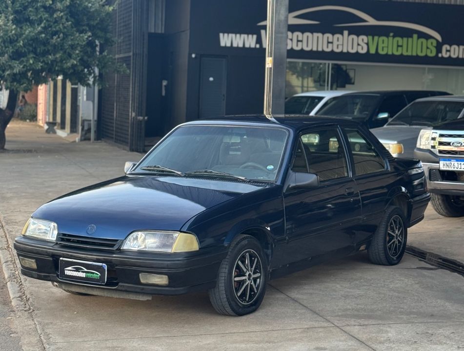 Chevrolet Monza GL 2.0 EFI/SL/L/650/Club/Barc.2e4p