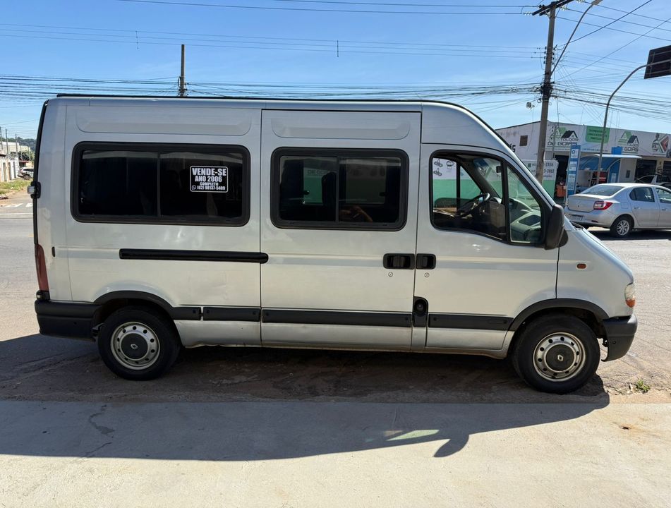 Renault Master 2.5 dCi 16V 115cv 13L Diesel