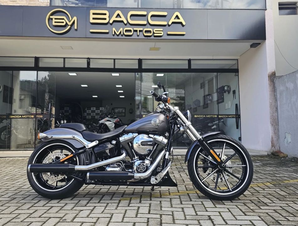 Harley BREAKOUT