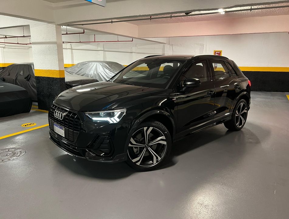 Audi Q3 Perf. Black 2.0 TFSI Tiptr. Quattro