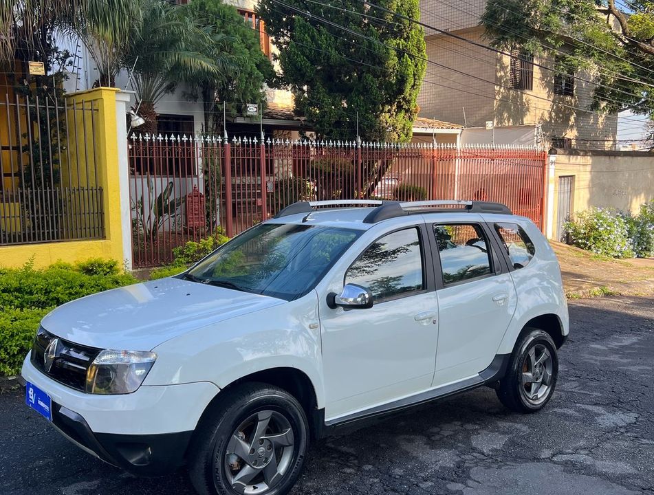 Renault DUSTER Dynamique 4x4 2.0 Hi-Flex 16V Mec