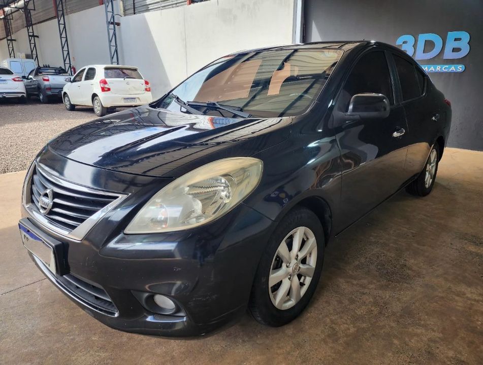 Nissan VERSA SL 1.6 16V Flex Fuel 4p Mec.
