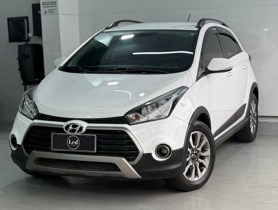 Hyundai HB20X Style 1.6 Flex 16v Mec.