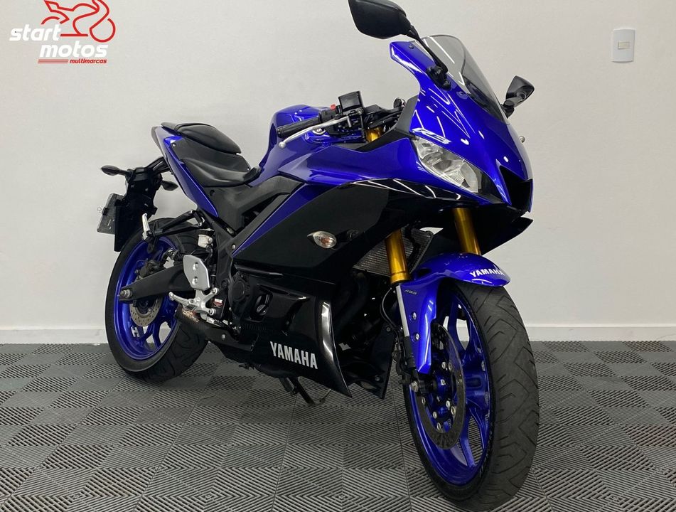 YAMAHA YZF R-3 321/ABS