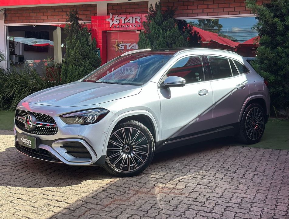 Mercedes GLA 200 AMG Line 1.3 16V TB Aut.(Híb.)