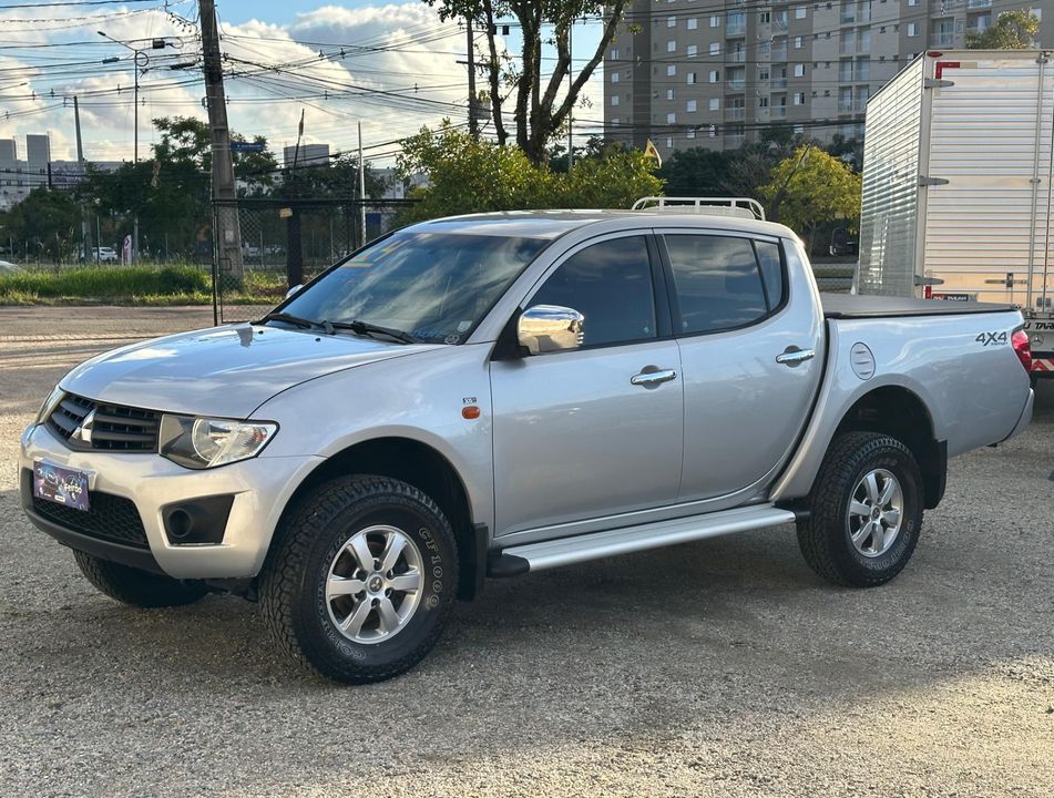 Mitsubishi L200 Triton GLX 3.2 CD TB Int.Diesel Mec