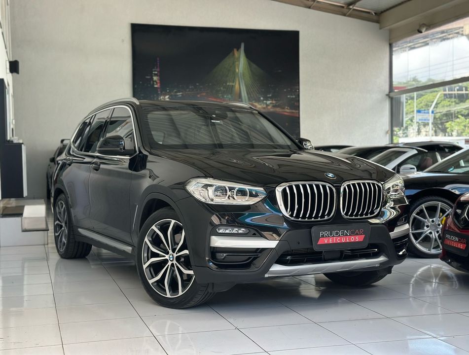 BMW X3 XDRIVE 30e X-Line Turbo Híbrido Aut.