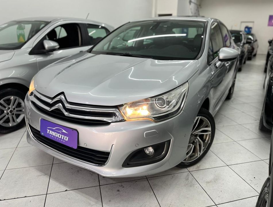 Citroën C4 LOUNGE Exclusive 1.6 Turbo 4p Aut.