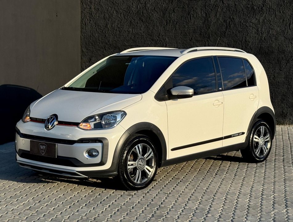 VolksWagen up! cross 1.0 TSI Total Flex 12V 5p