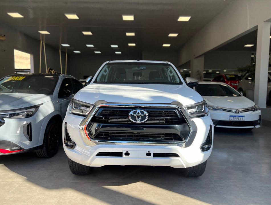 Toyota Hilux CD SRV 4x4 2.8 TDI Diesel Aut.
